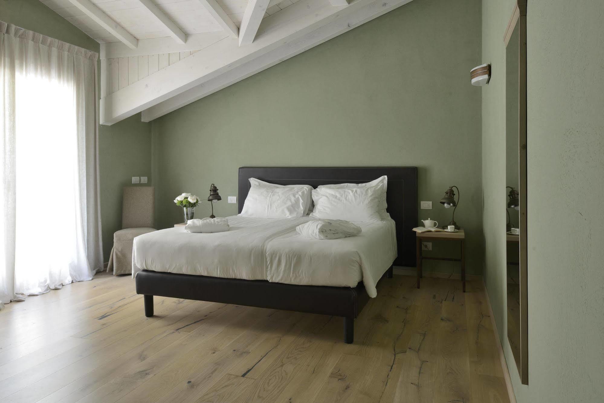 Relais Rossar Boutique Hotel Garda & Hills Costermano Bagian luar foto