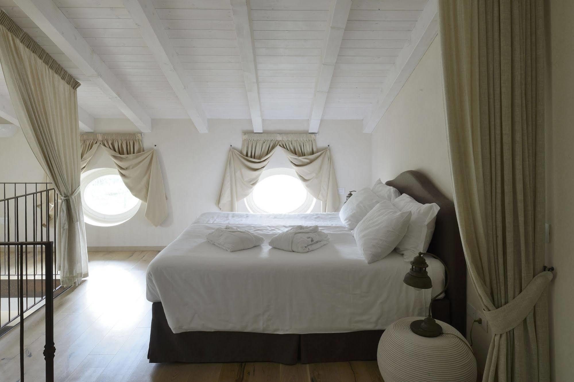 Relais Rossar Boutique Hotel Garda & Hills Costermano Bagian luar foto